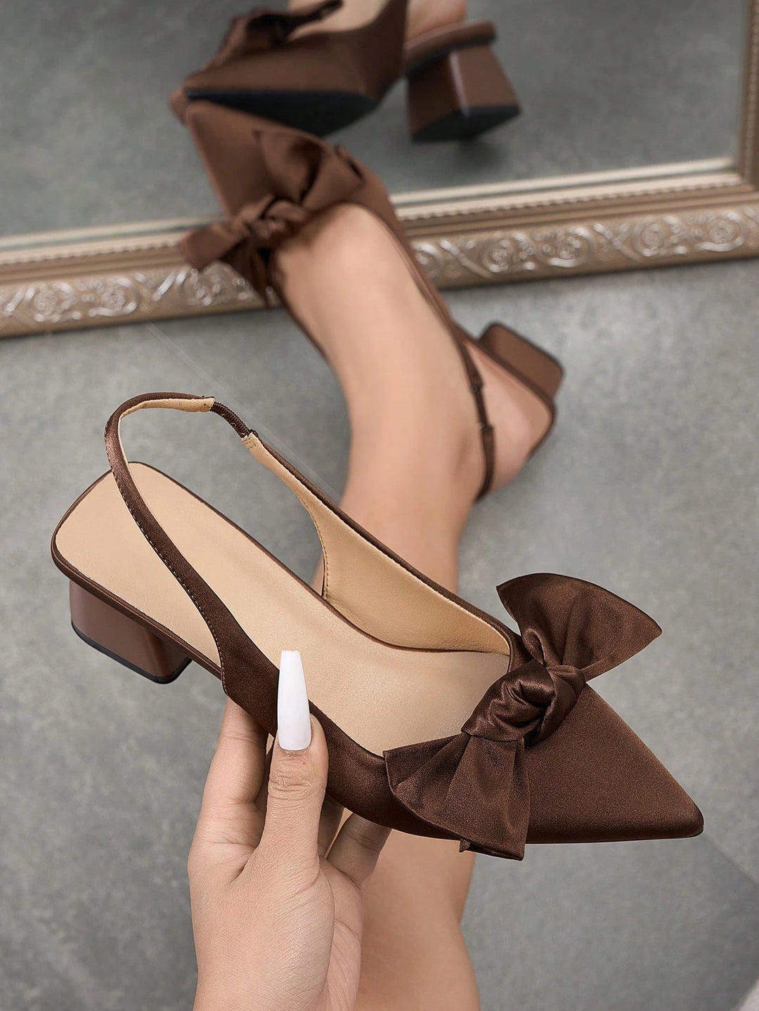 Pantofi cu toc SHEIN, maro