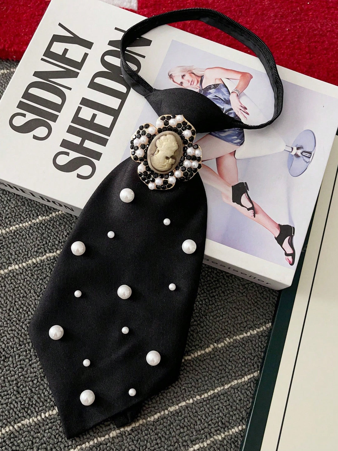 Cravată SHEIN, negru