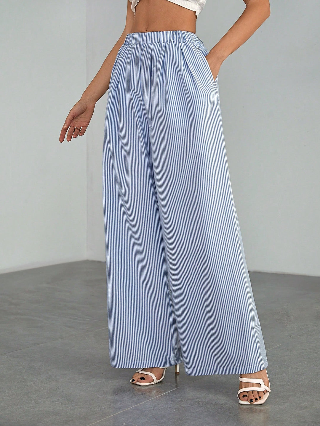 Pantaloni SHEIN, albastru