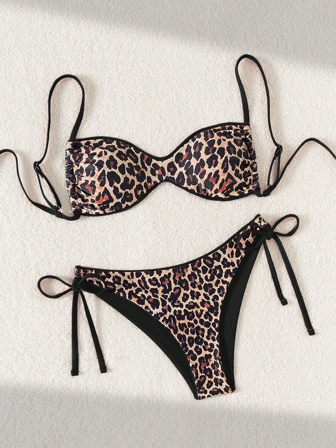 Set bikini SHEIN, mix culori