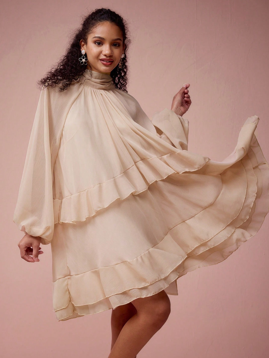 Rochie scurtă SHEIN, bej