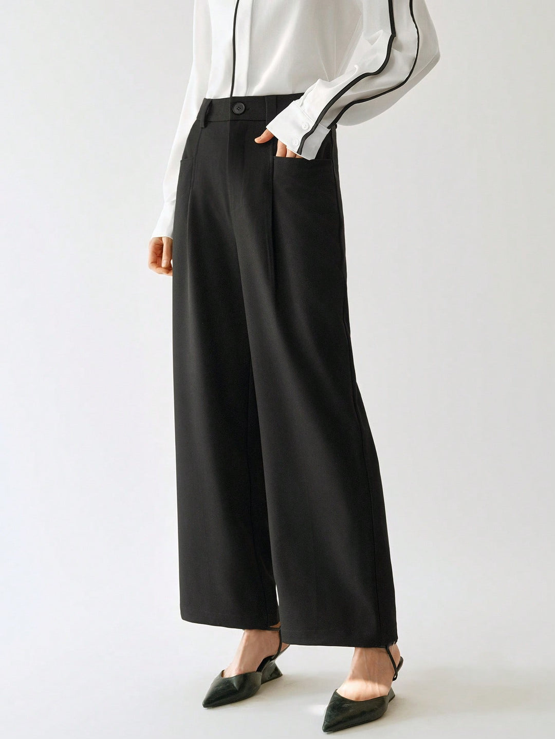Pantaloni SHEIN, negru