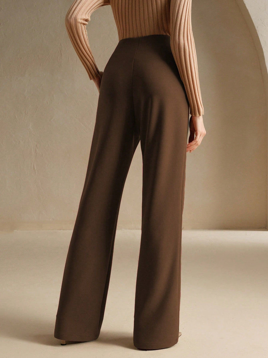 Pantaloni SHEIN, maro