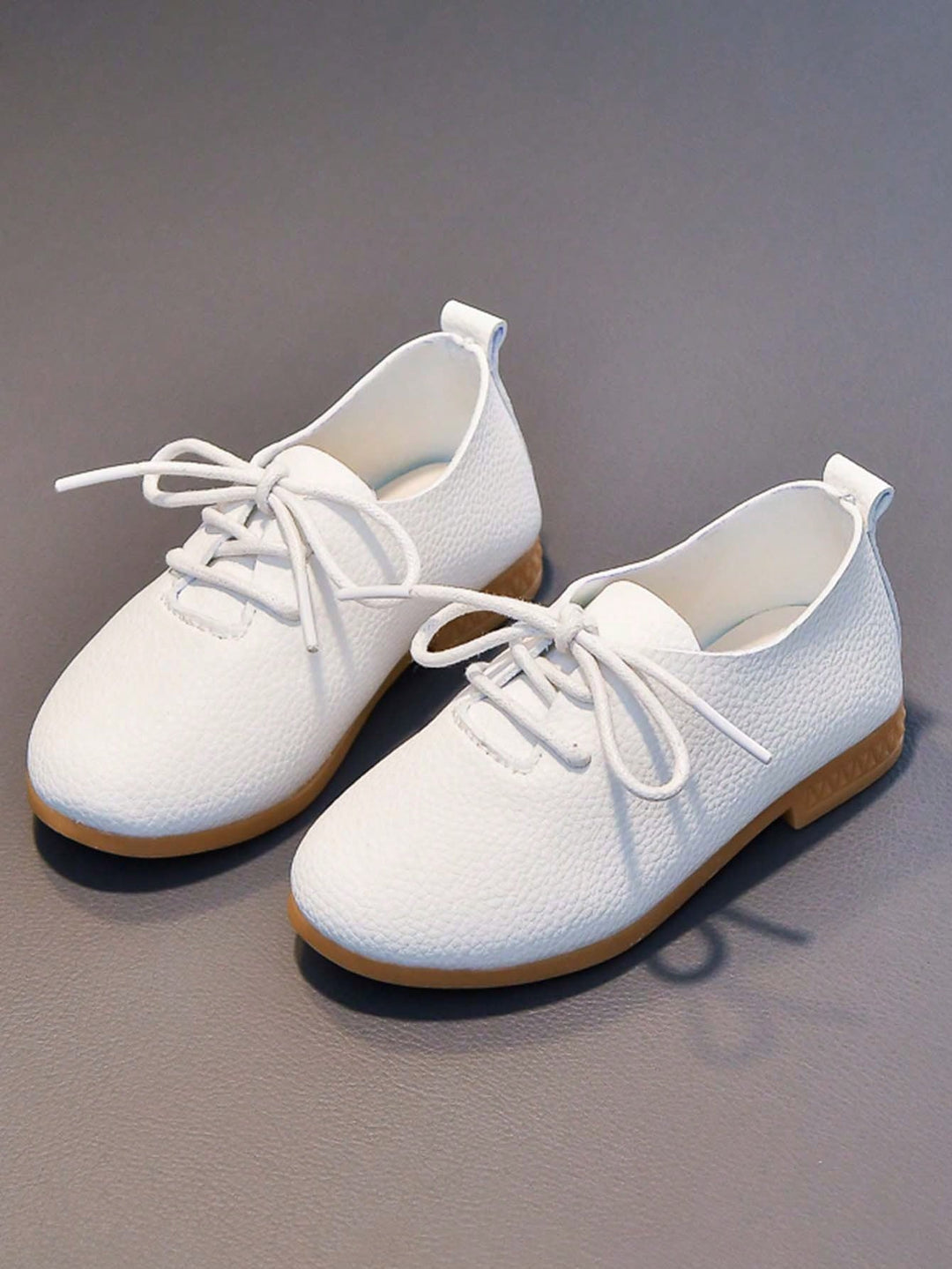 Pantofi SHEIN, alb