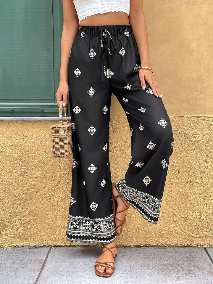 Pantaloni SHEIN, negru