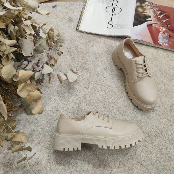Pantofi SHEIN, crem