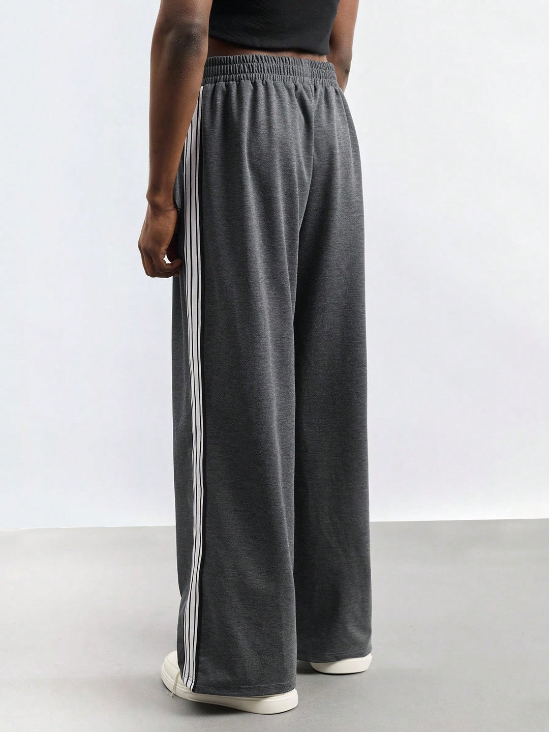 Pantaloni de trening SHEIN, gri