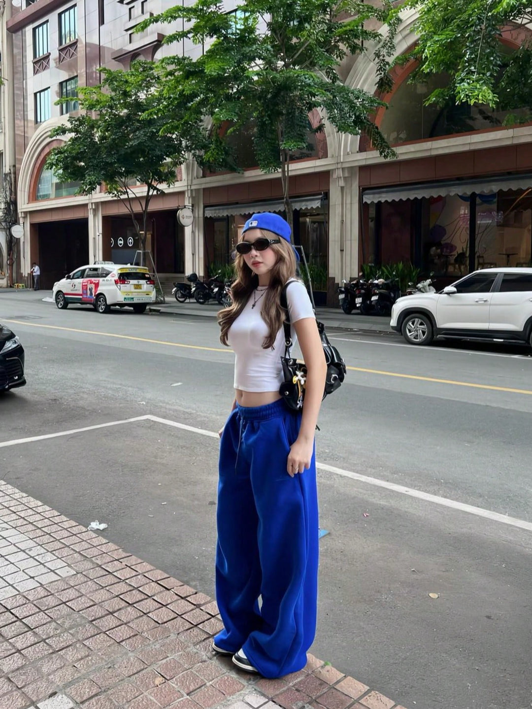 Pantaloni SHEIN, albastru