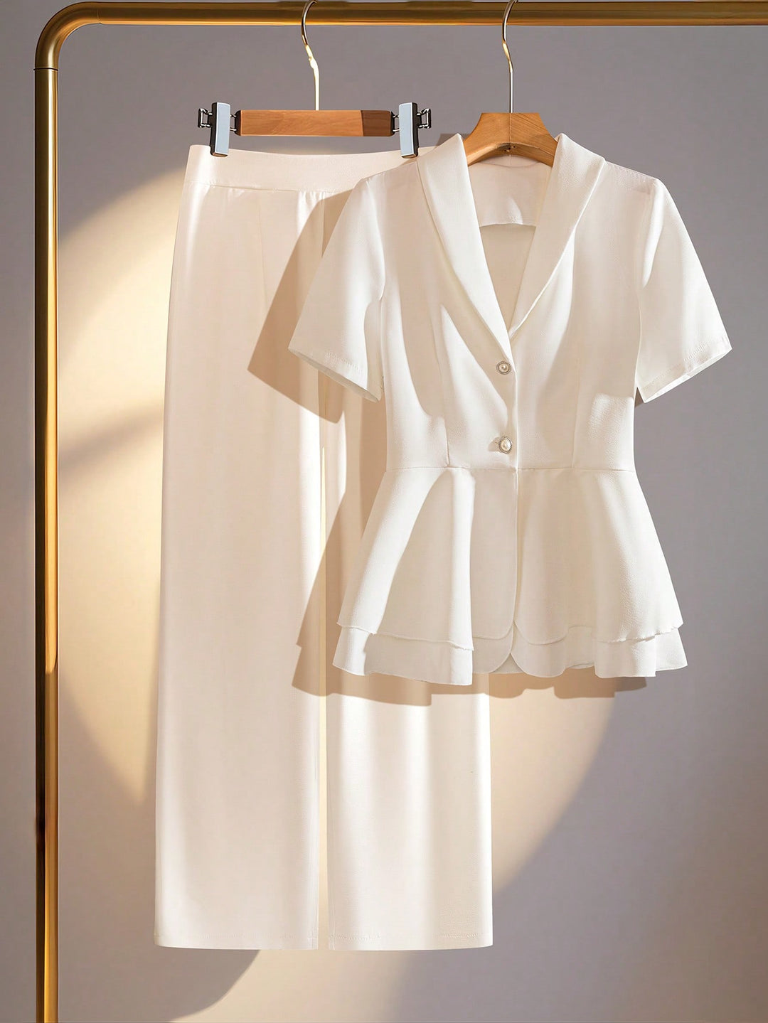 Costum SHEIN, alb