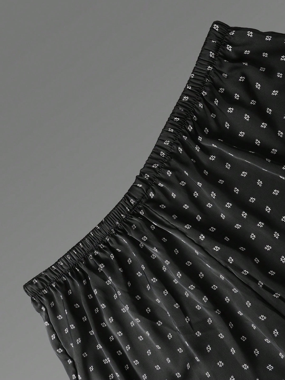 Compleu pijamale SHEIN, negru