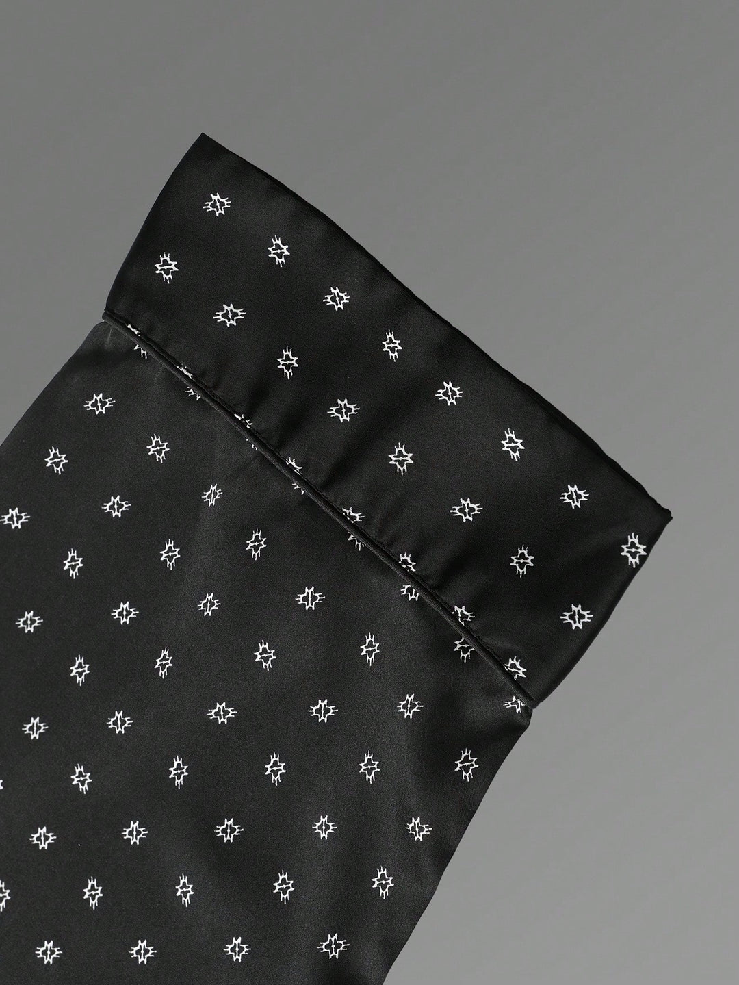 Compleu pijamale SHEIN, negru