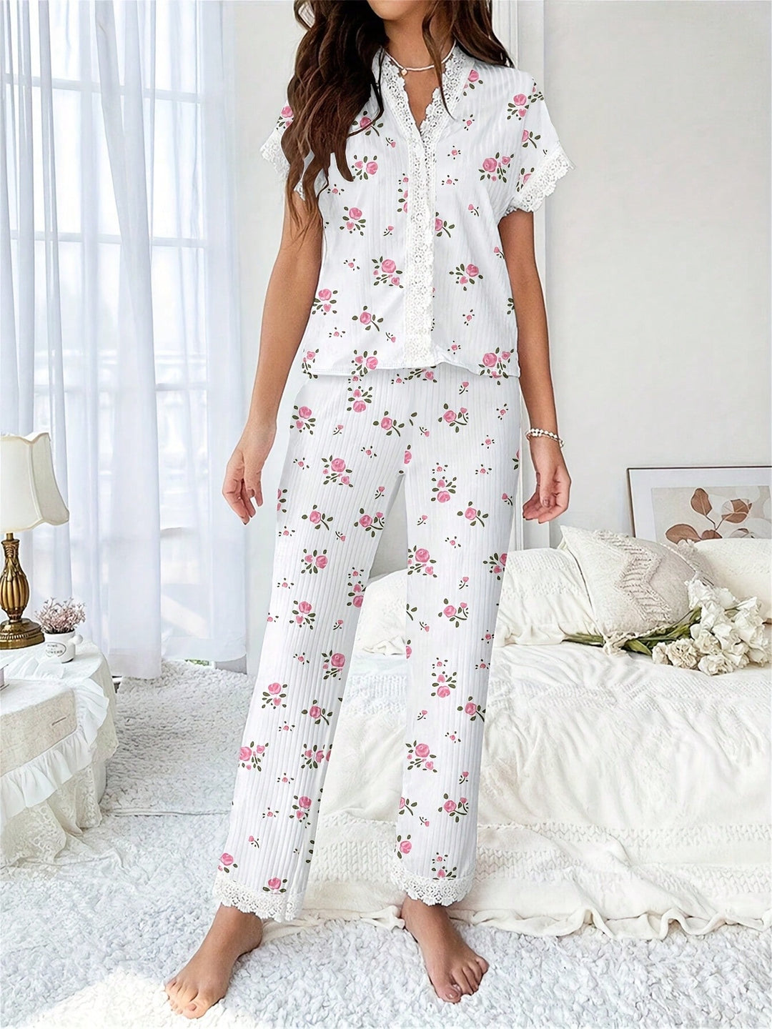 Set pijamale SHEIN, alb