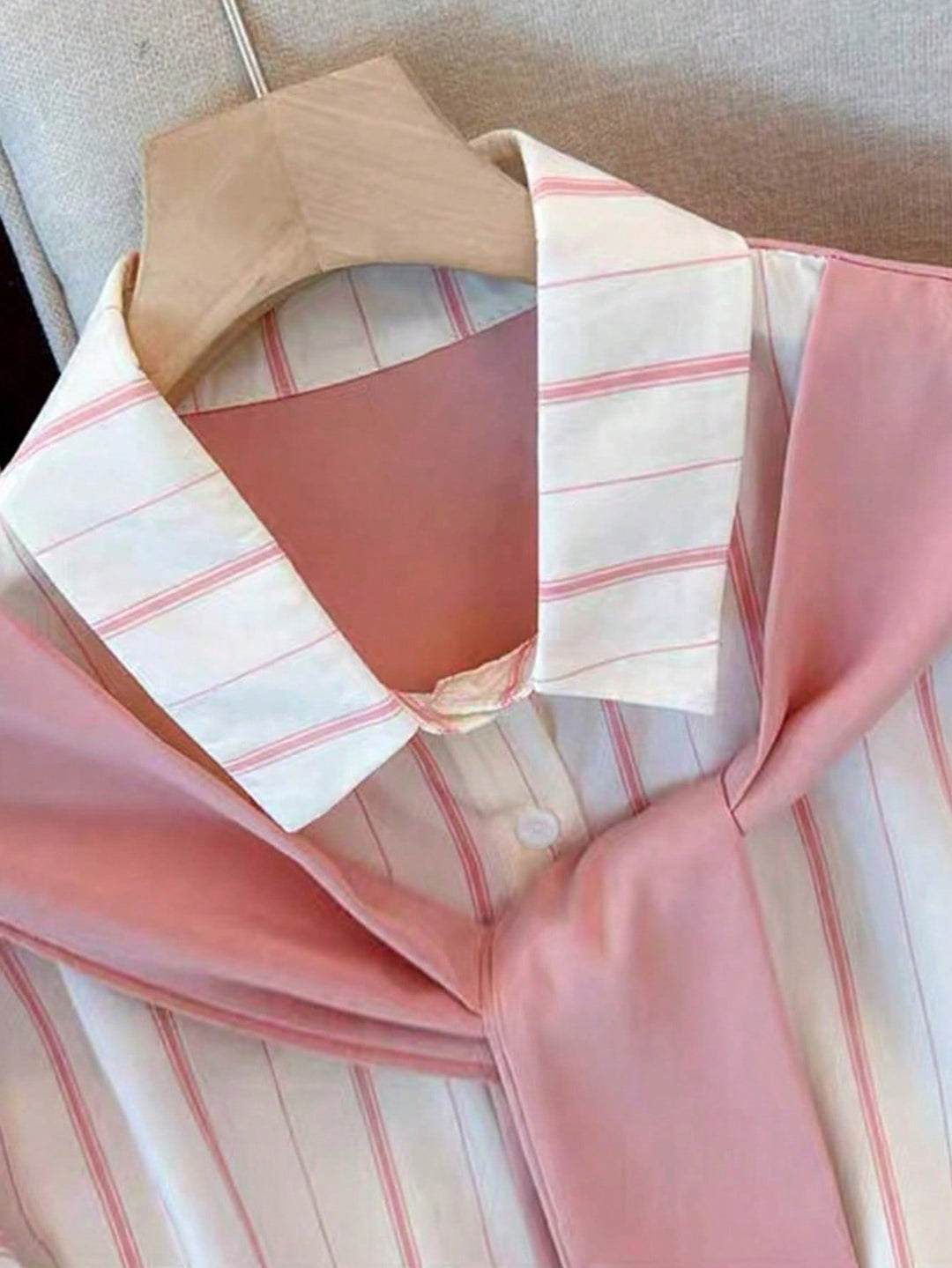 Tricou SHEIN, roz