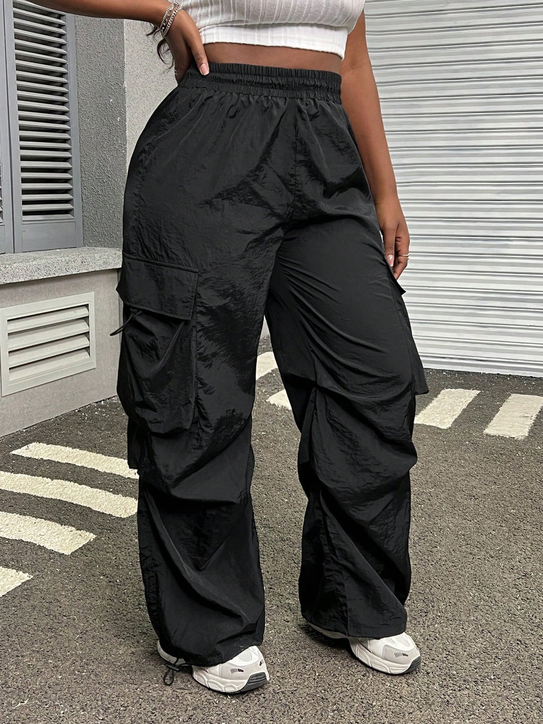 Pantaloni SHEIN, negru