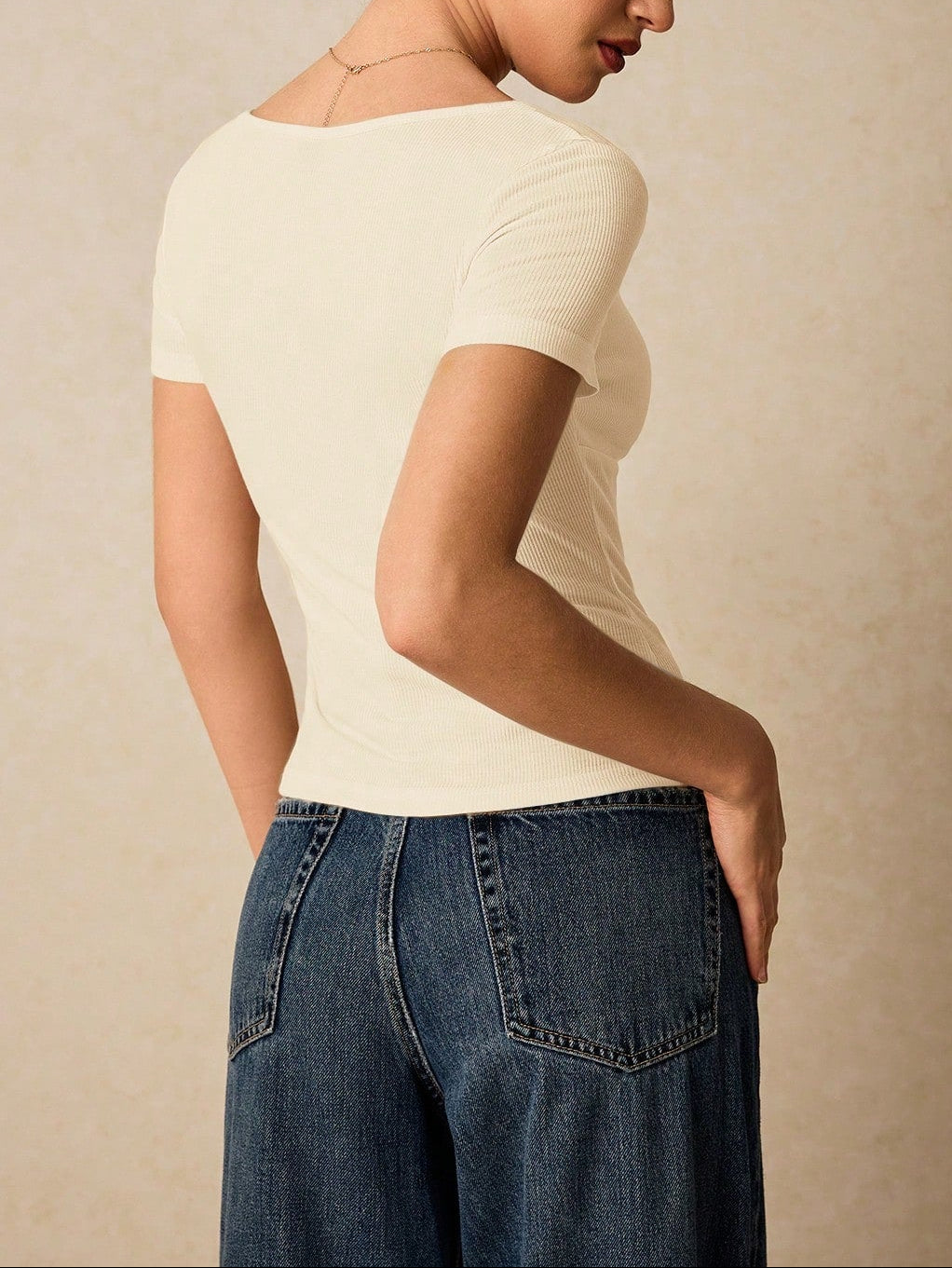 Tricou SHEIN, crem