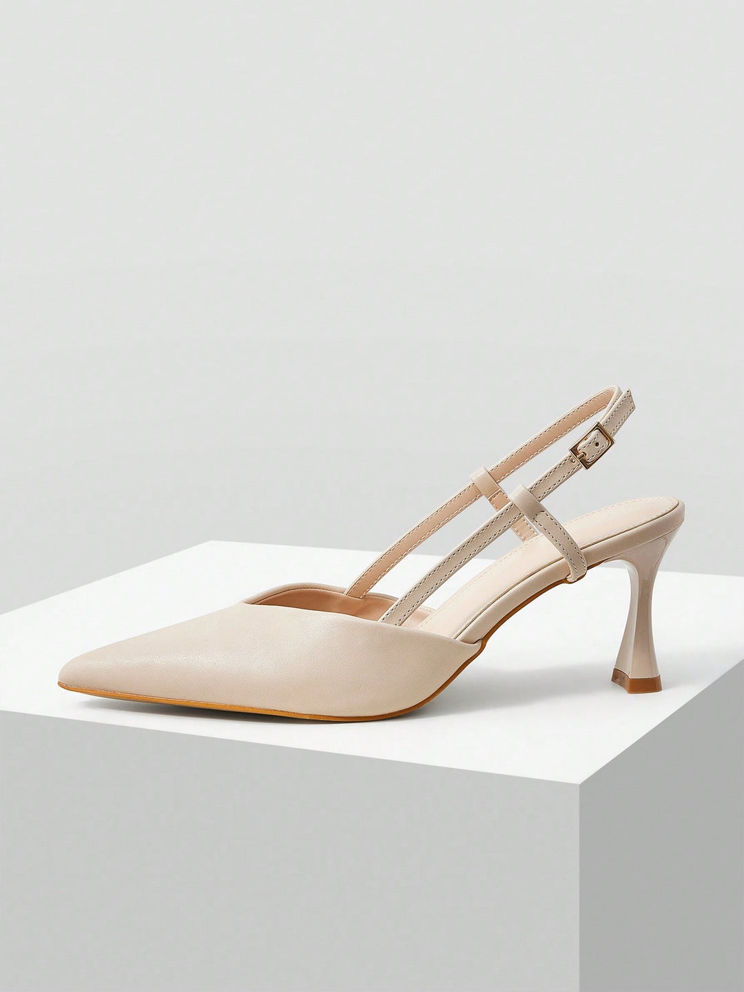 Pantofi SHEIN, bej