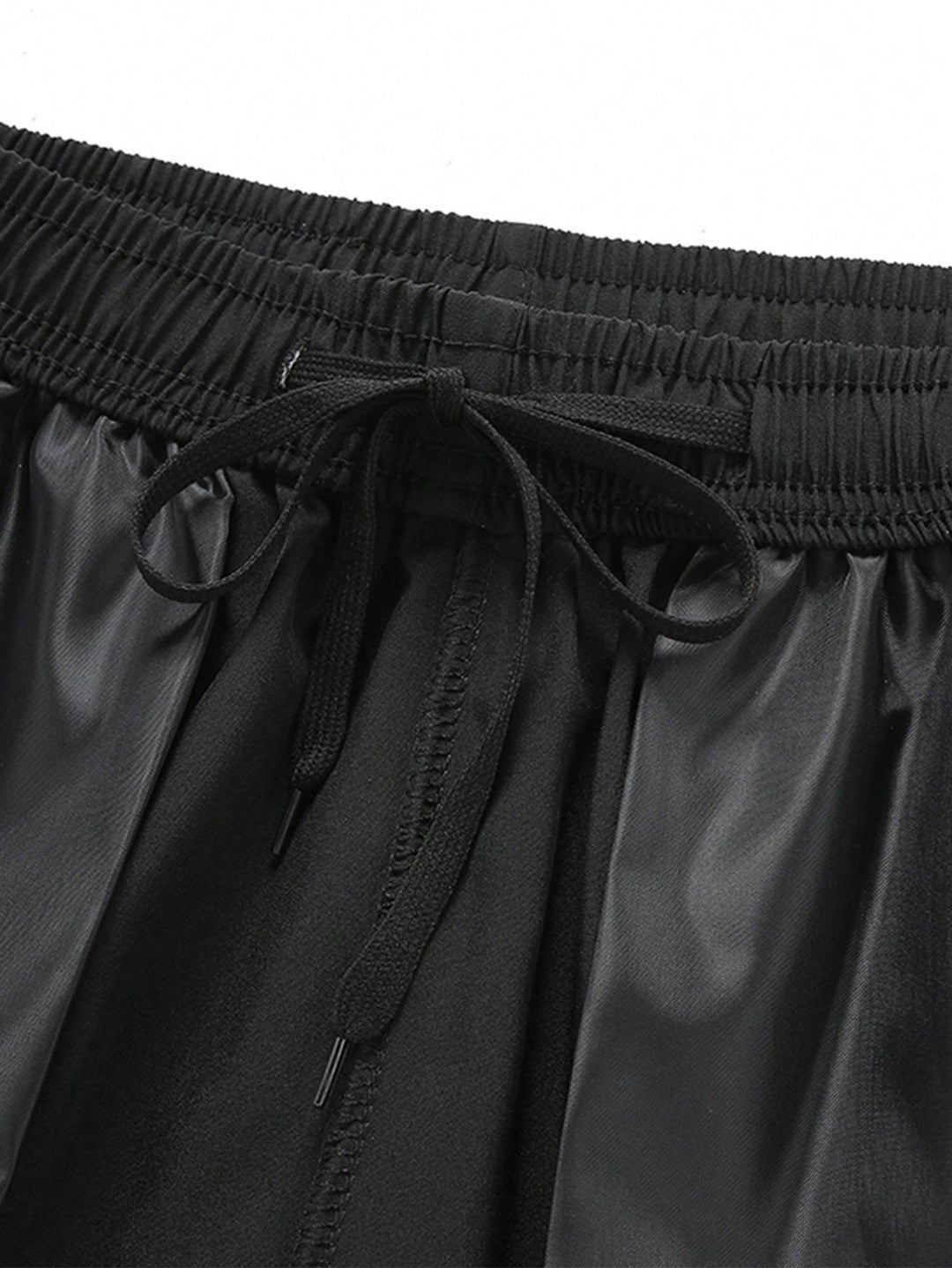 Pantaloni scurți SHEIN, negru