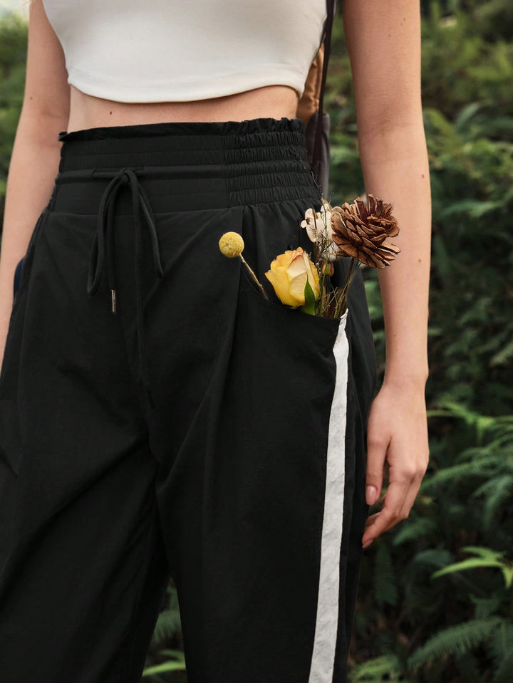 Pantaloni SHEIN, negru
