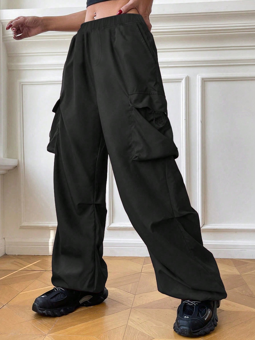 Pantaloni SHEIN, negru