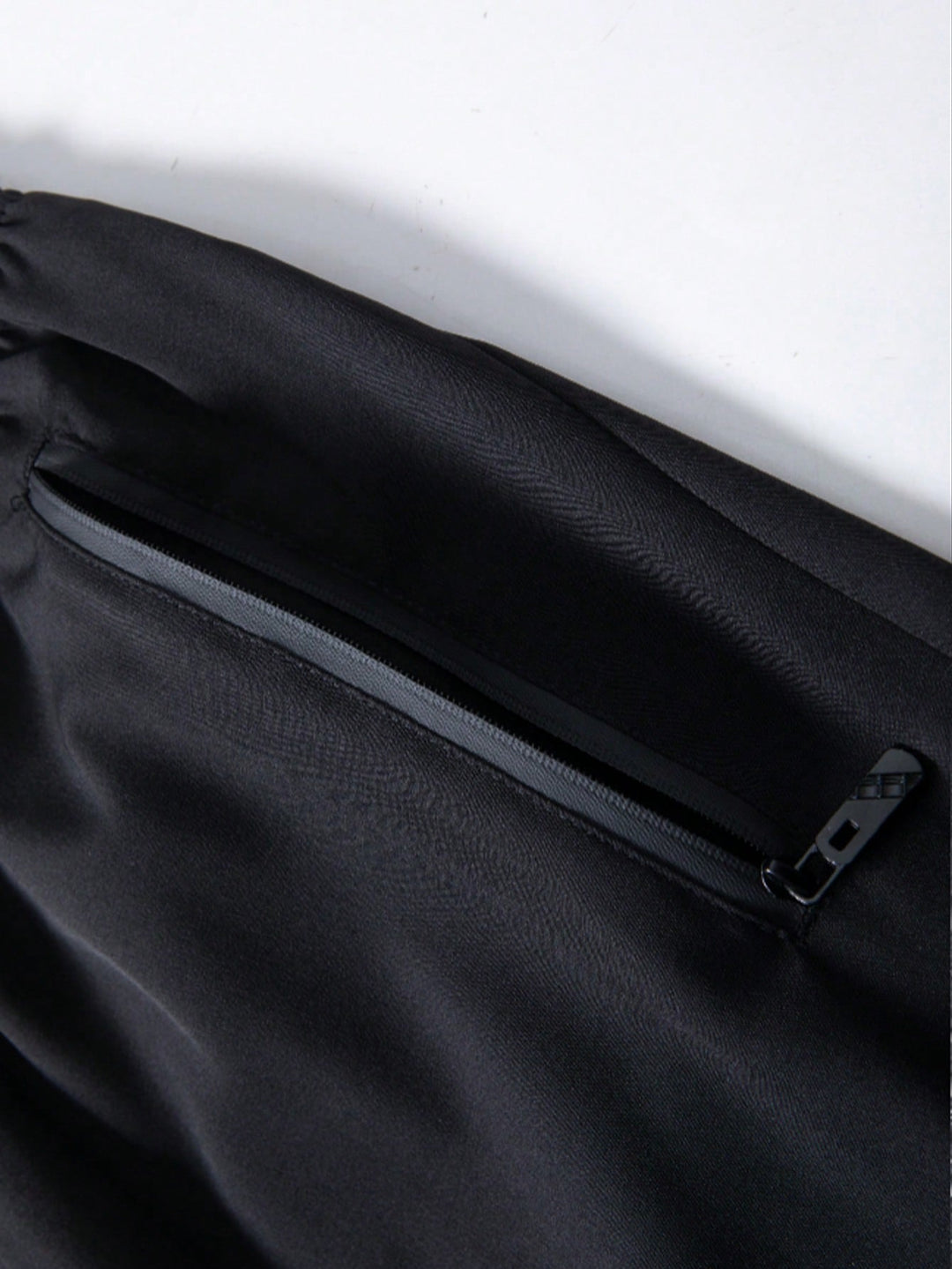 Pantaloni SHEIN, negru