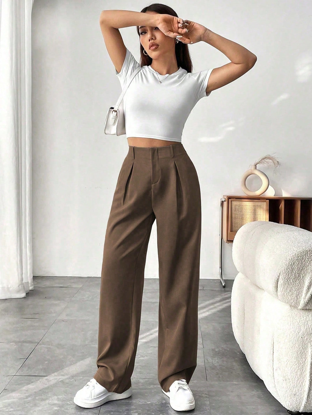 Pantaloni SHEIN, maro