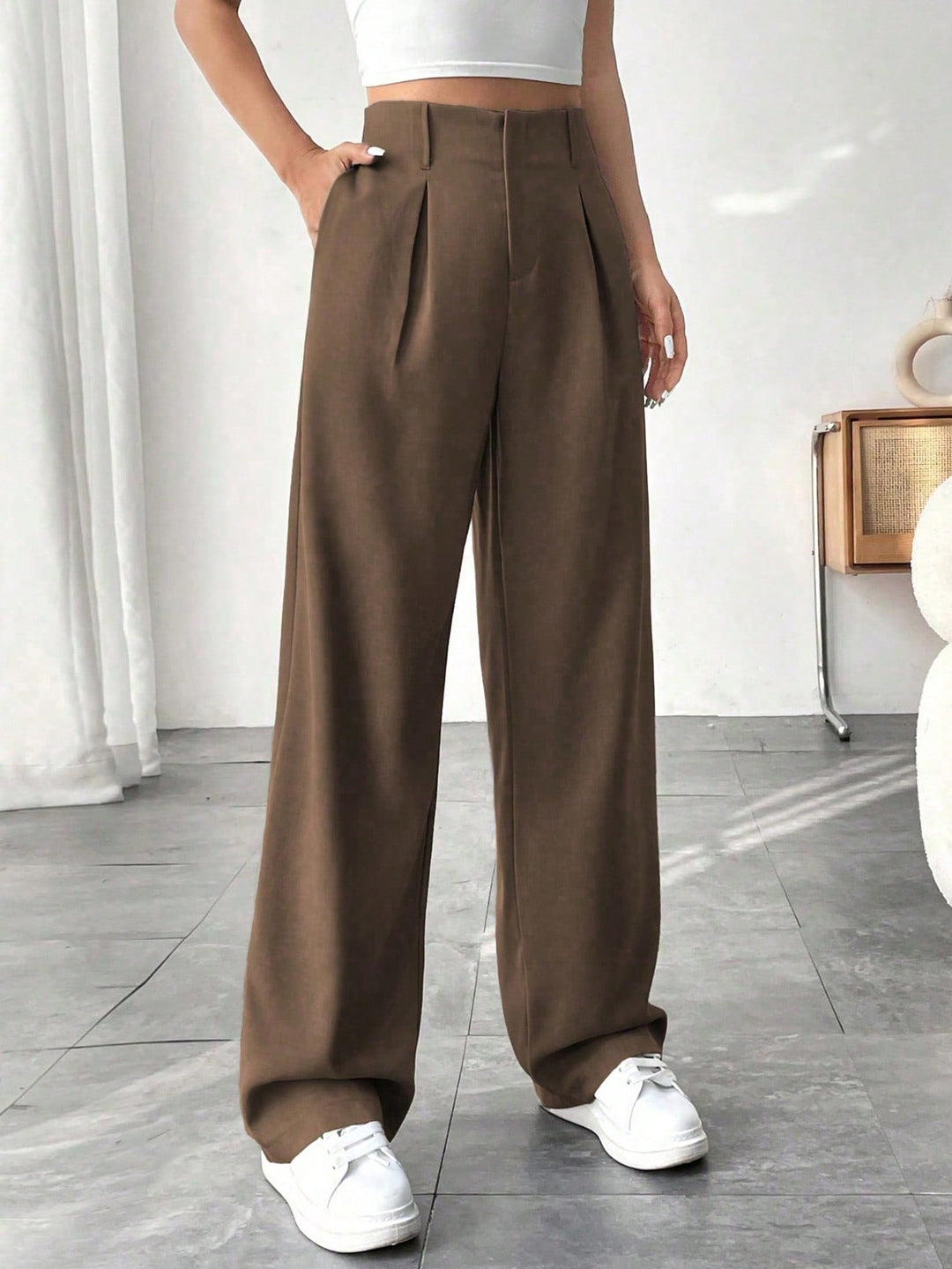 Pantaloni SHEIN, maro