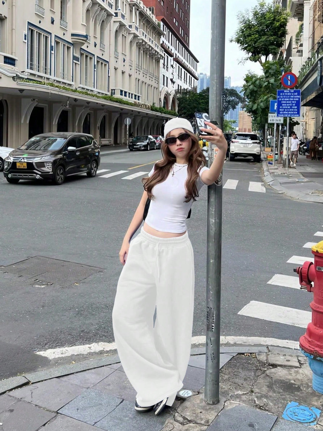 Pantaloni SHEIN, alb