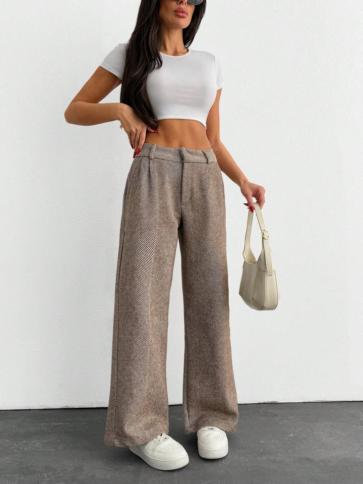 Pantaloni SHEIN, maro