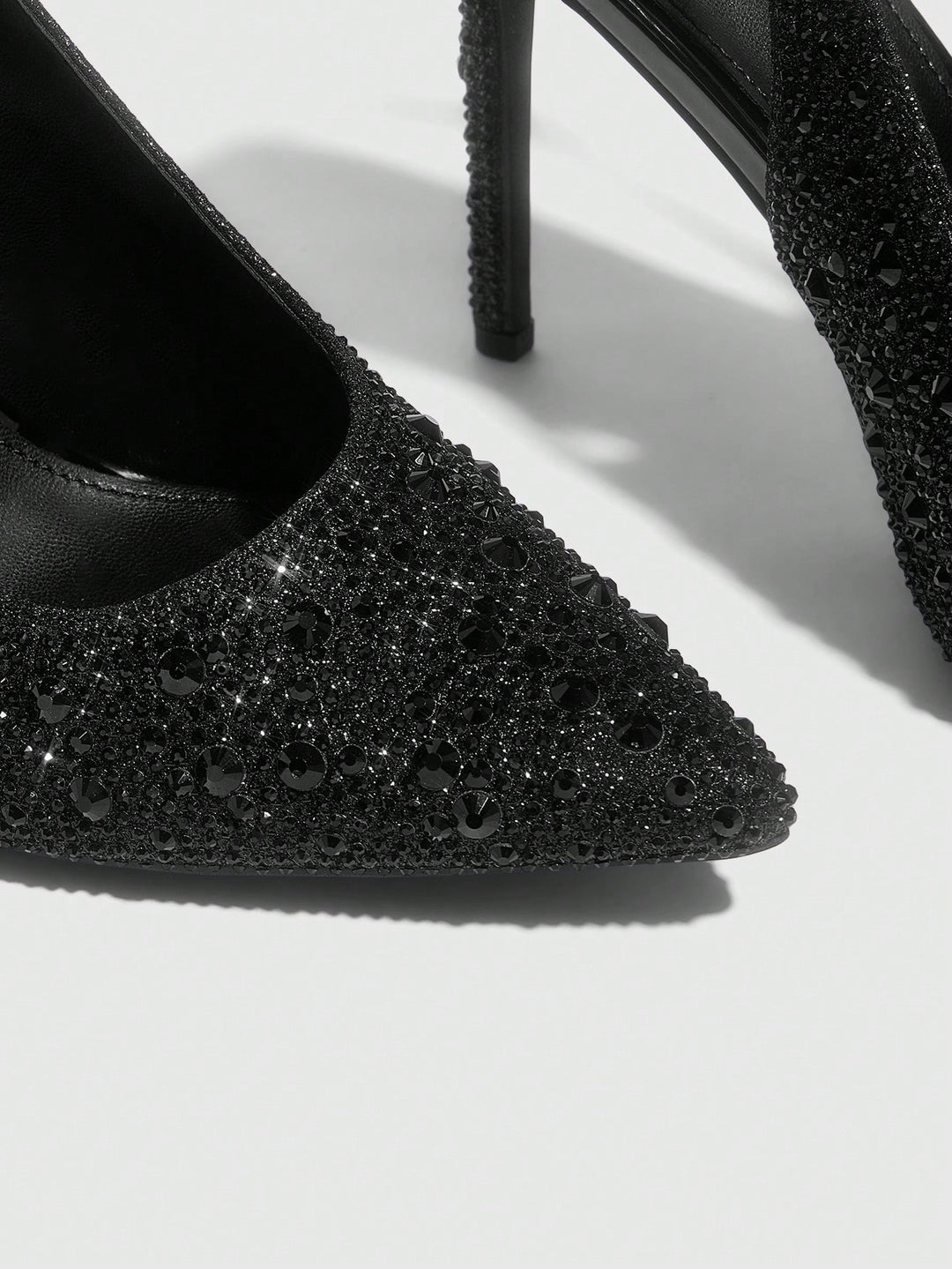 Pantofi cu toc SHEIN, negru