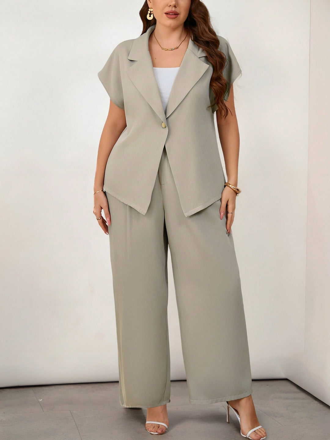 SHEIN khaki öltöny