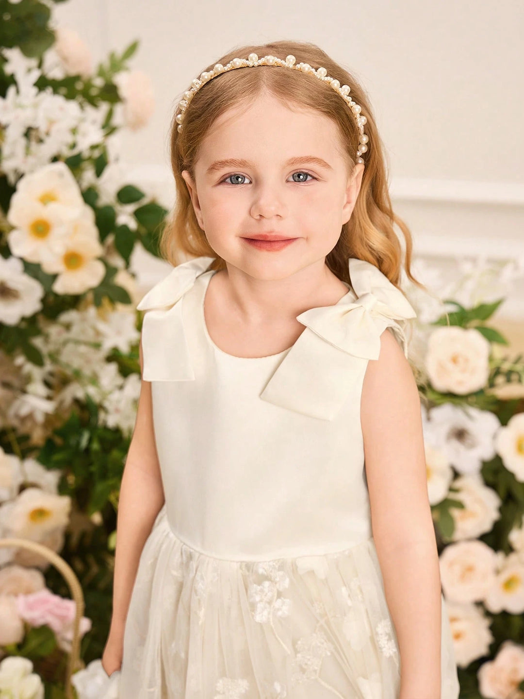 Rochie SHEIN, crem