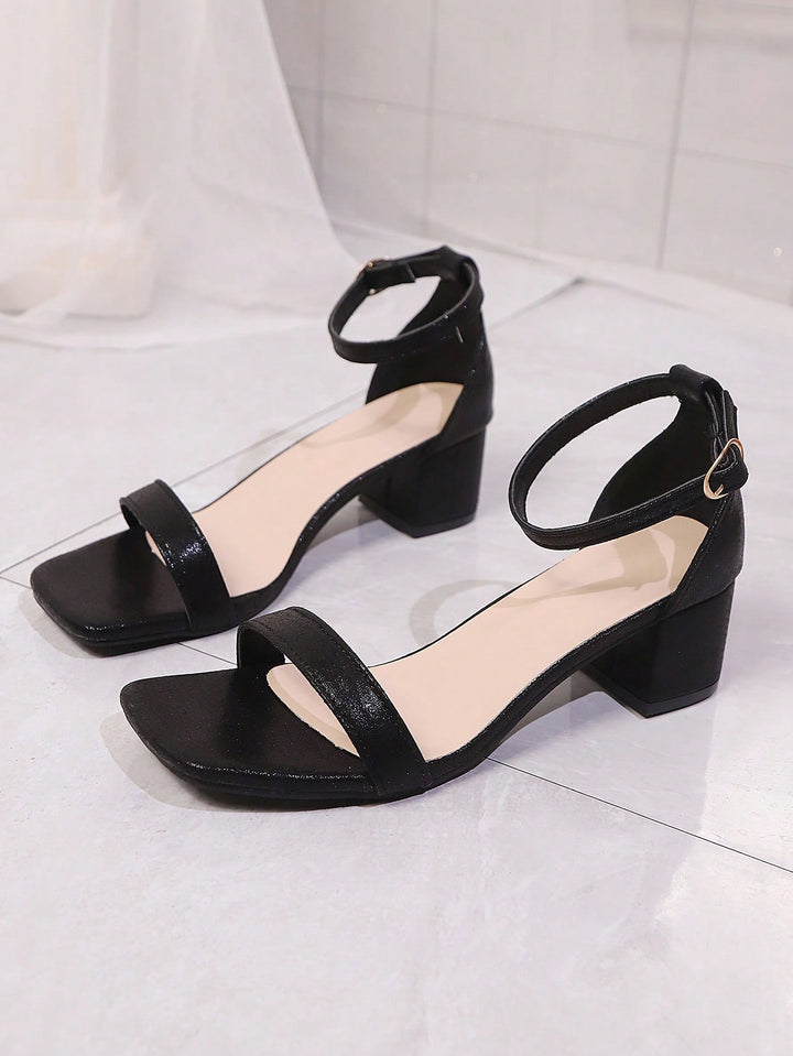 Pantofi cu toc SHEIN, negru