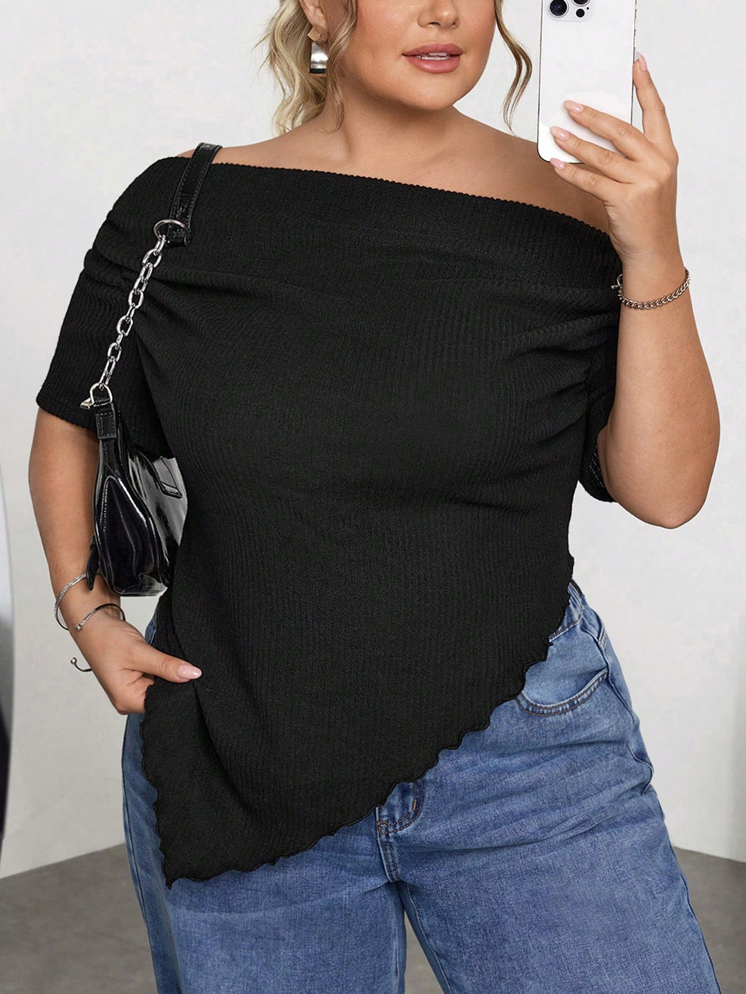 Shein Curve+ póló, fekete
