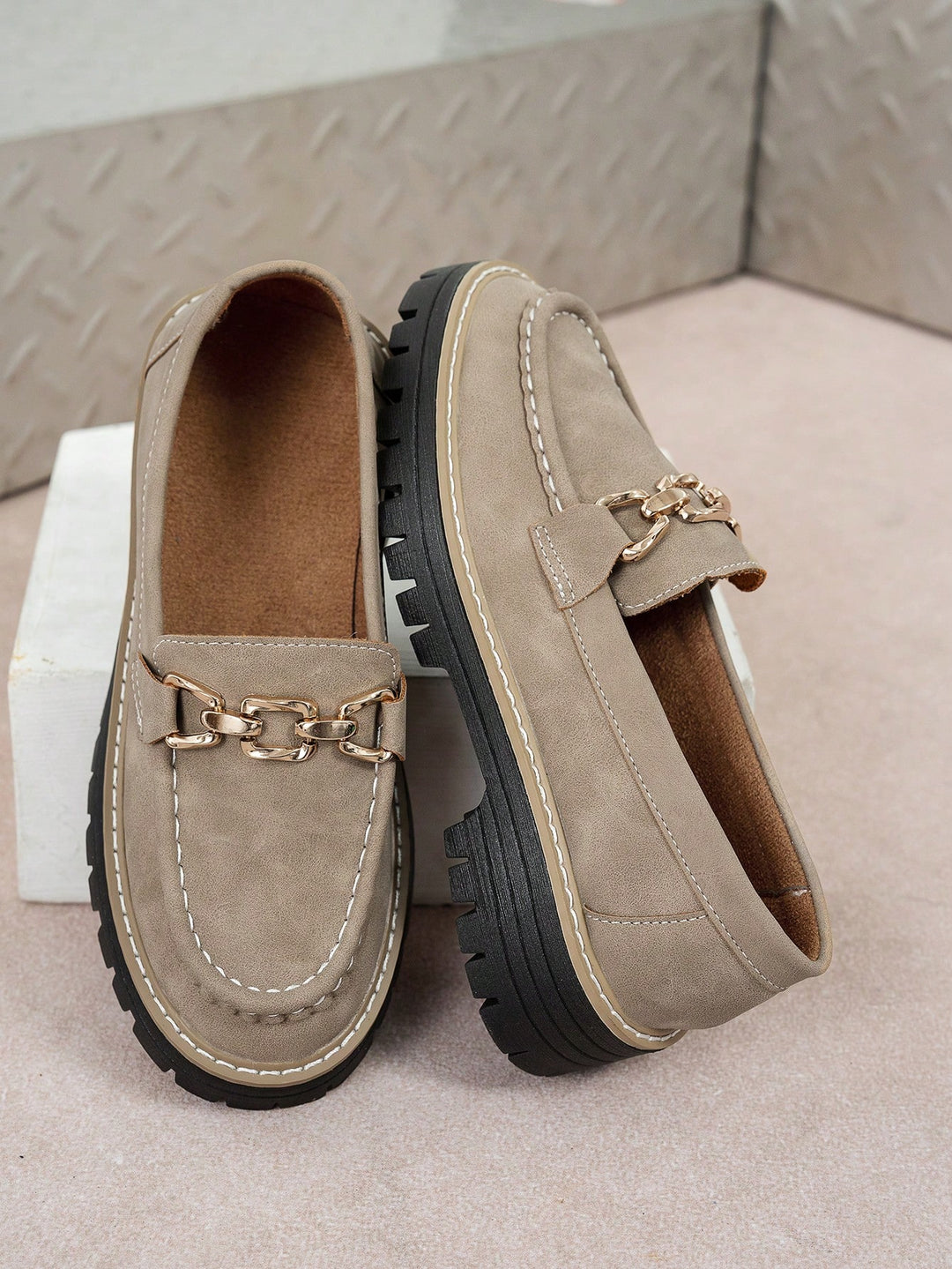 Mocasini SHEIN, kaki