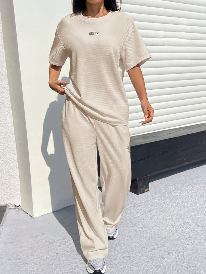 Tricou SHEIN, crem