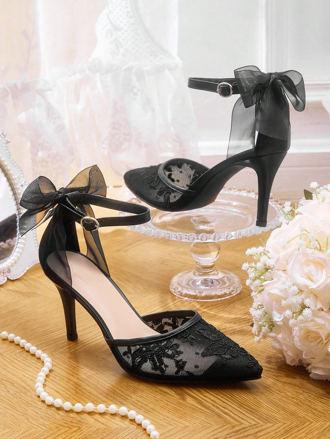 Pantofi cu toc SHEIN, negru
