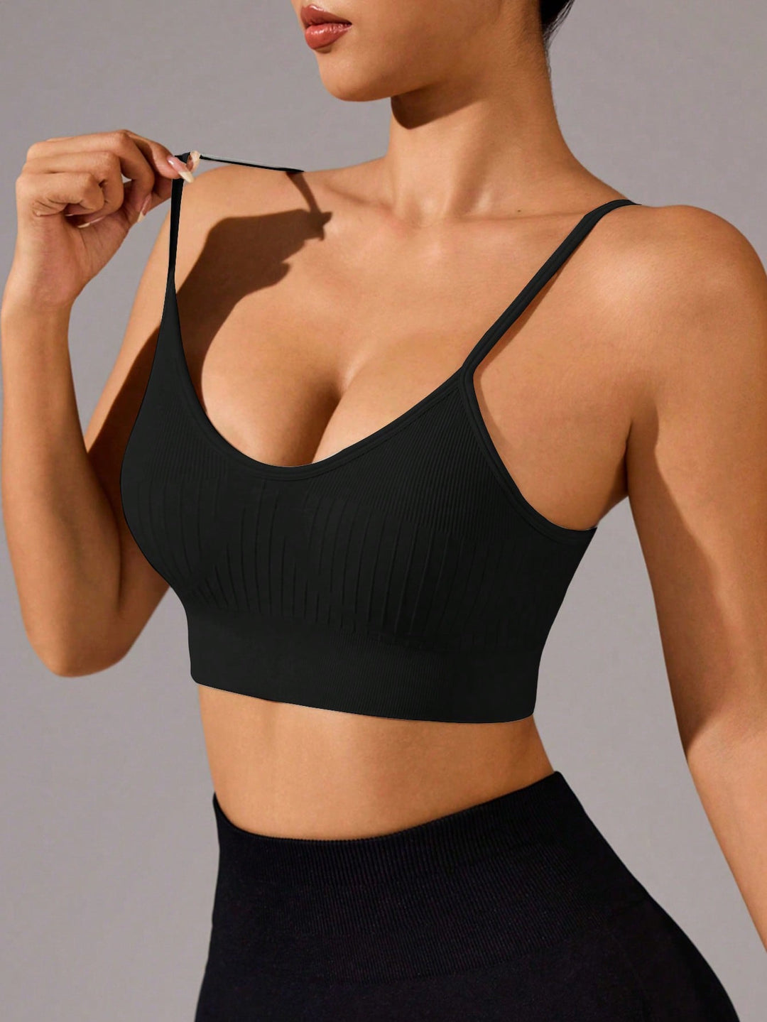 Bustieră sport SHEIN, negru