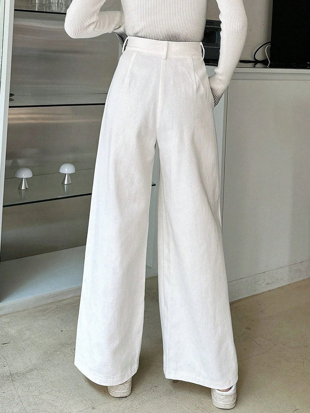 Pantaloni SHEIN, alb