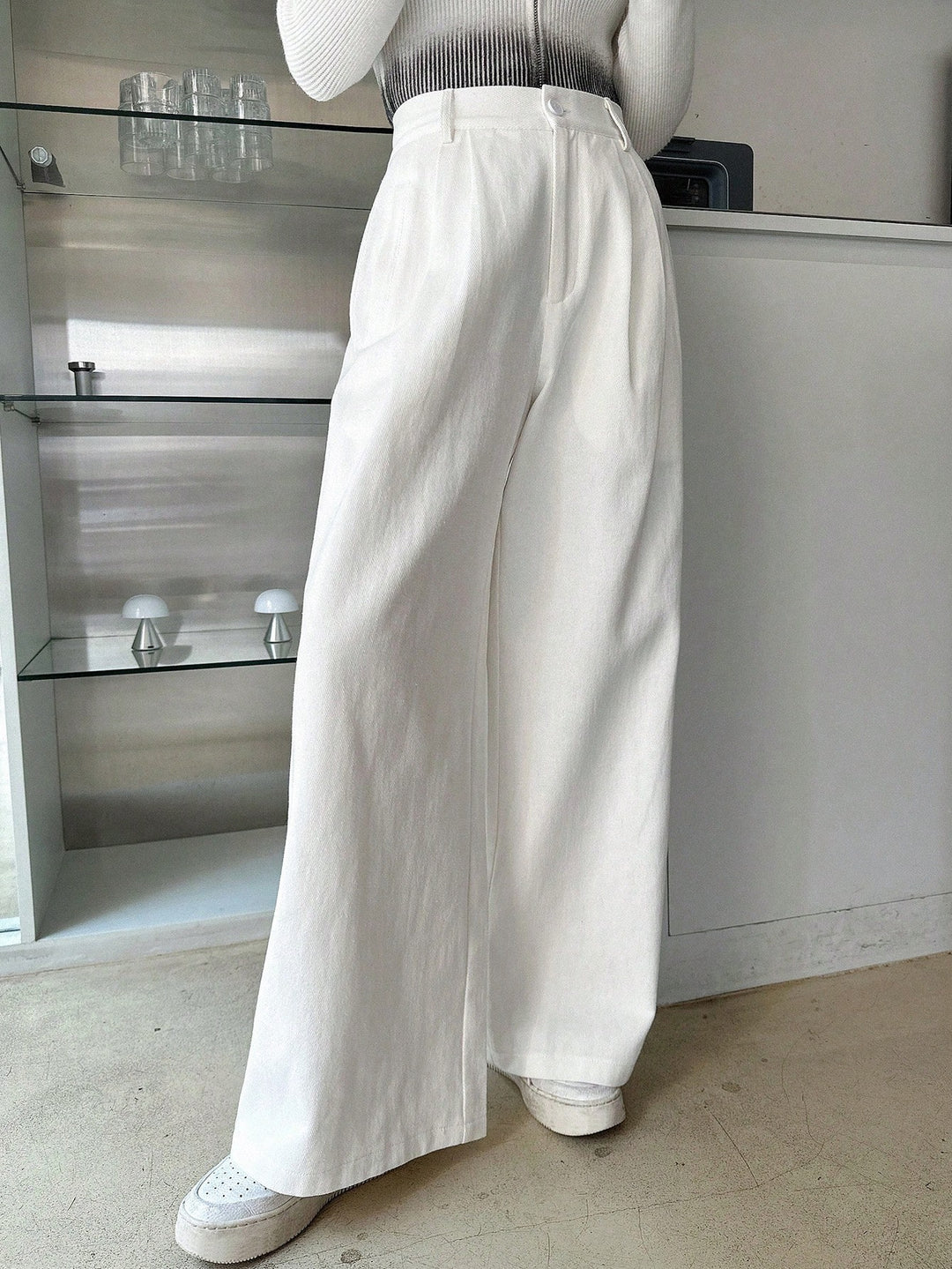Pantaloni SHEIN, alb