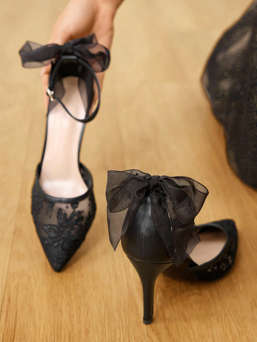 Pantofi cu toc SHEIN, negru