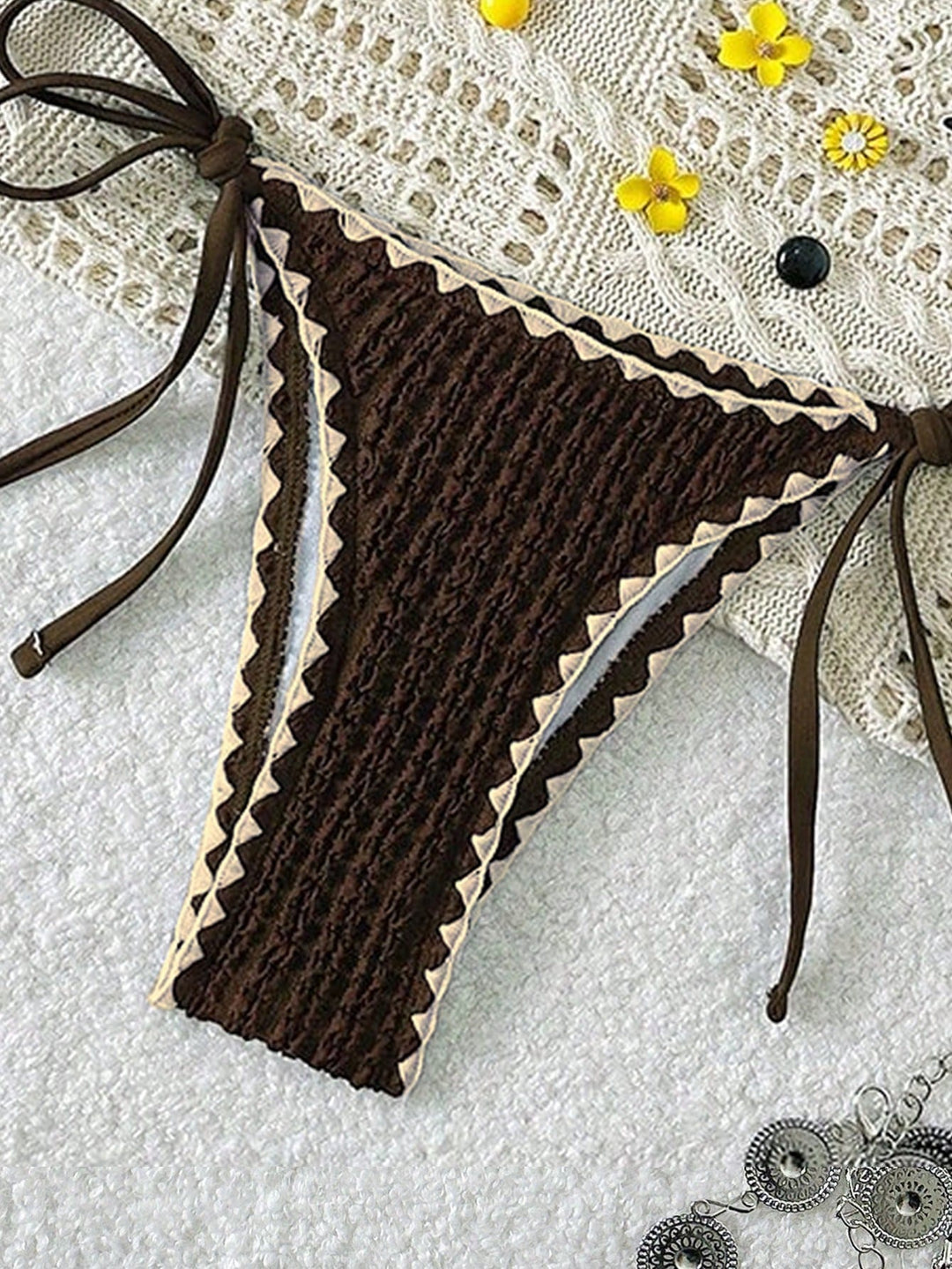 Set bikini SHEIN, maro