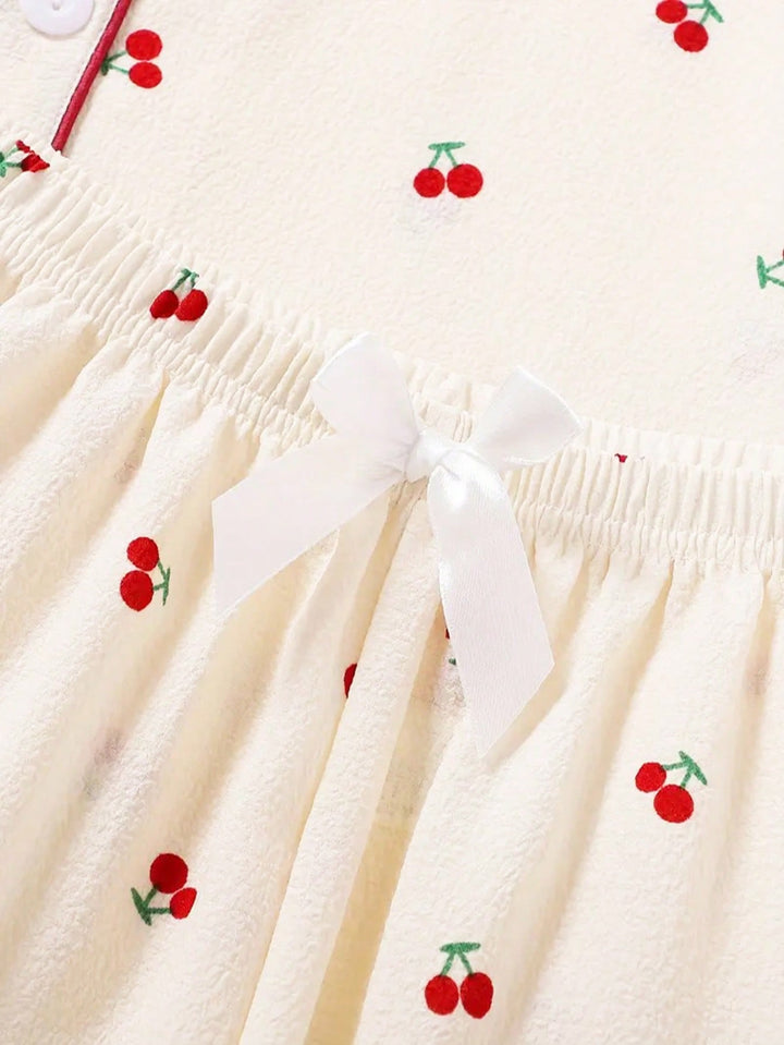 Set pijamale SHEIN, bej