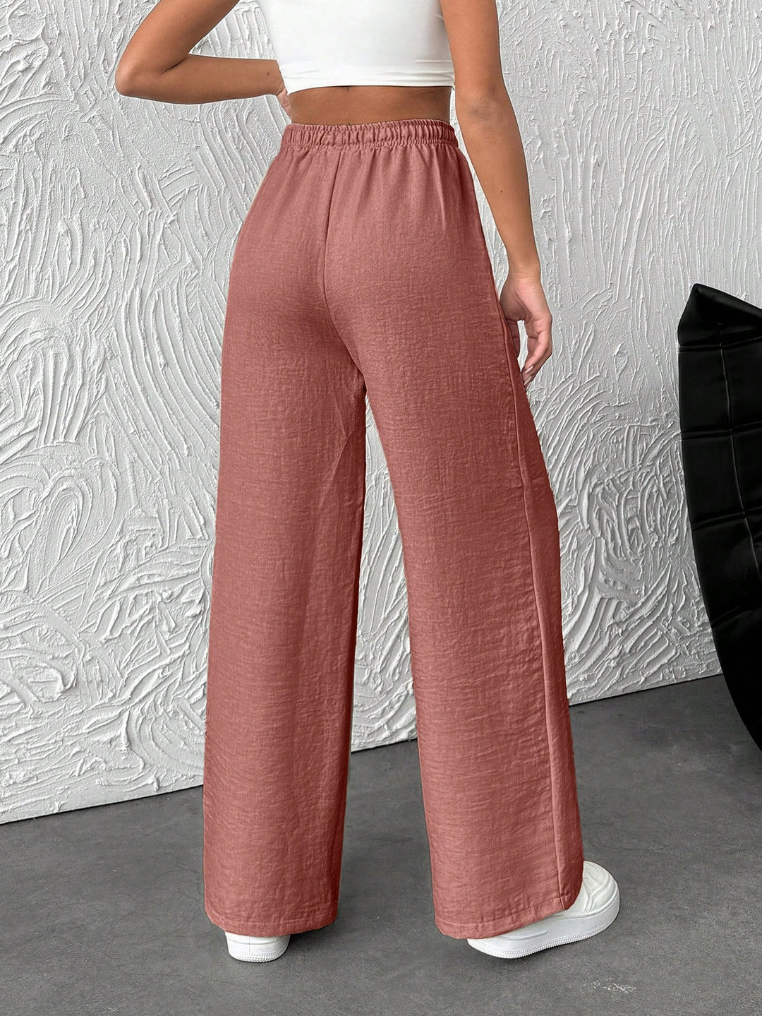 Pantaloni SHEIN, roz