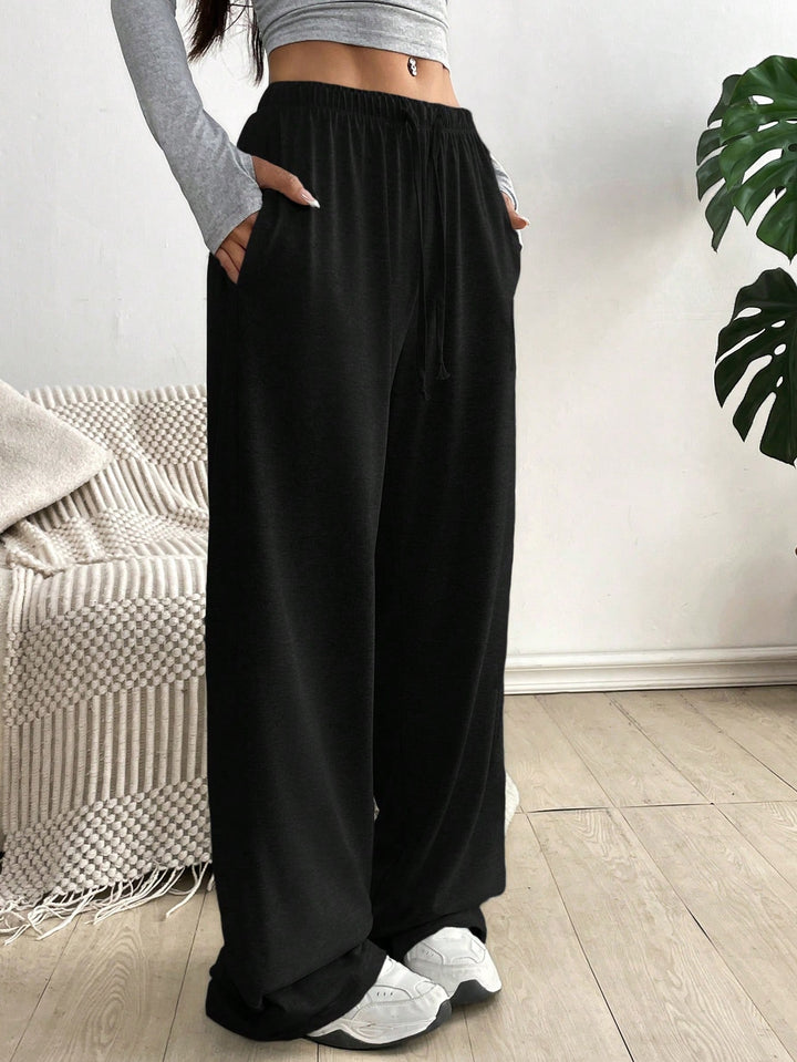 Pantaloni SHEIN, negru