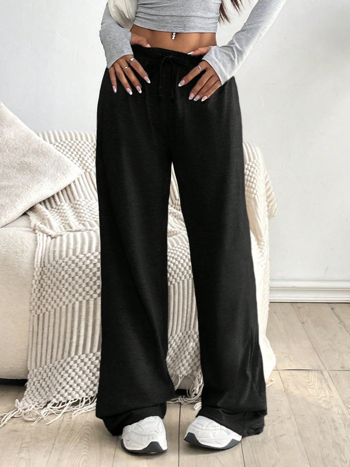 Pantaloni SHEIN, negru