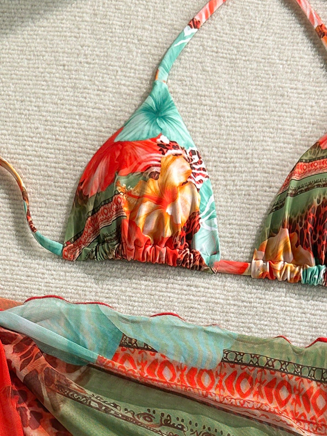 Set bikini SHEIN, mix culori