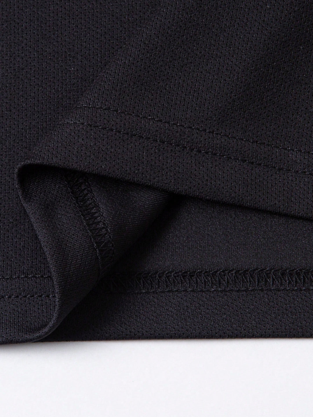 SHEIN együttes, fekete