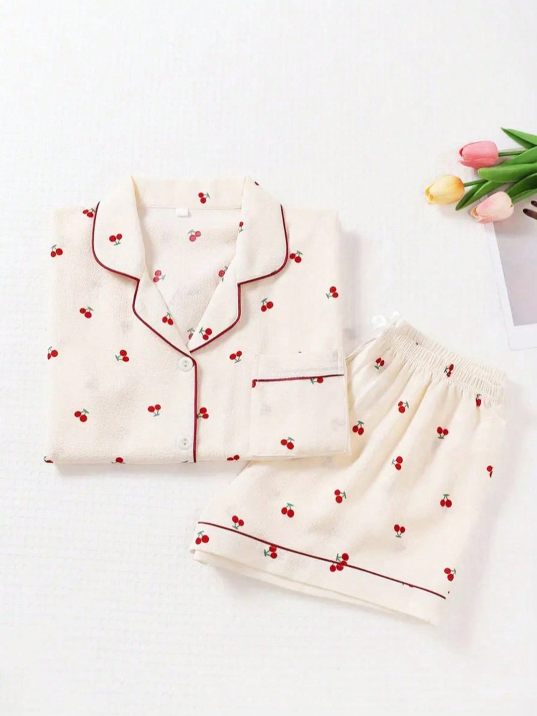 Set pijamale SHEIN, bej