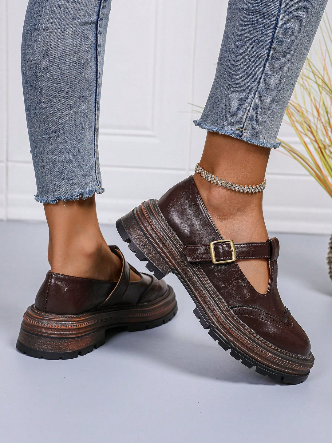 Pantofi SHEIN, maro