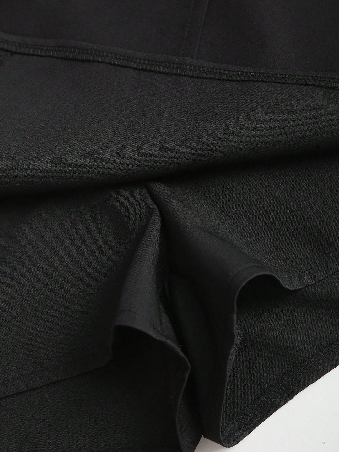 Pantaloni scurți SHEIN, negru